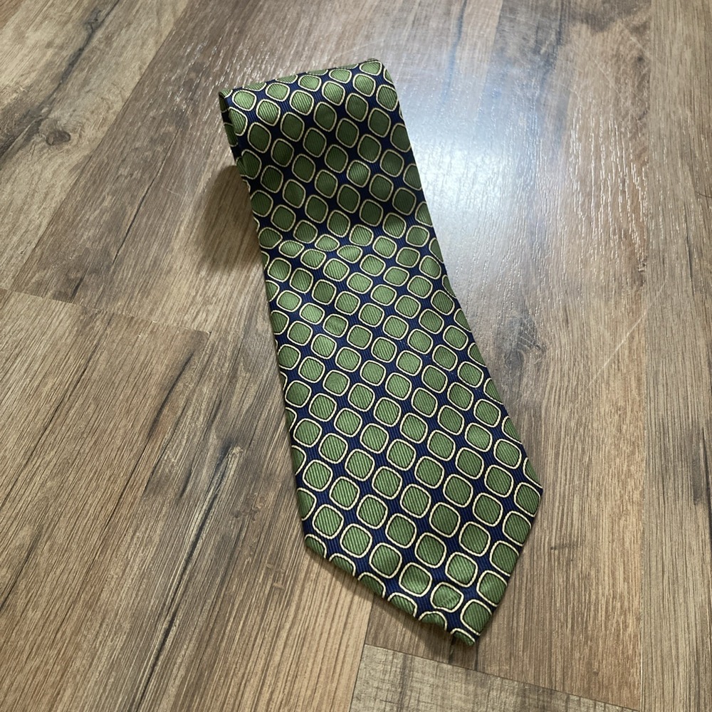 Vintage Hugo Boss Silk Tie Green Geometric 55" Made in Italy 100% Silk